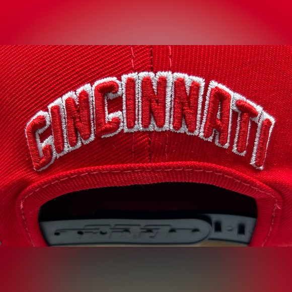 NEW Cincinnati Reds PRO STANDARD 1990 Champions Side Patch SnapBack Hat Pink UV - Picture 12 of 13